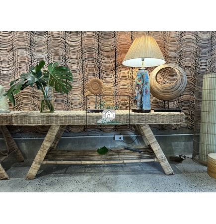 Decorative rattan table
