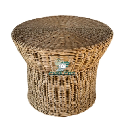 Relaxing rattan table